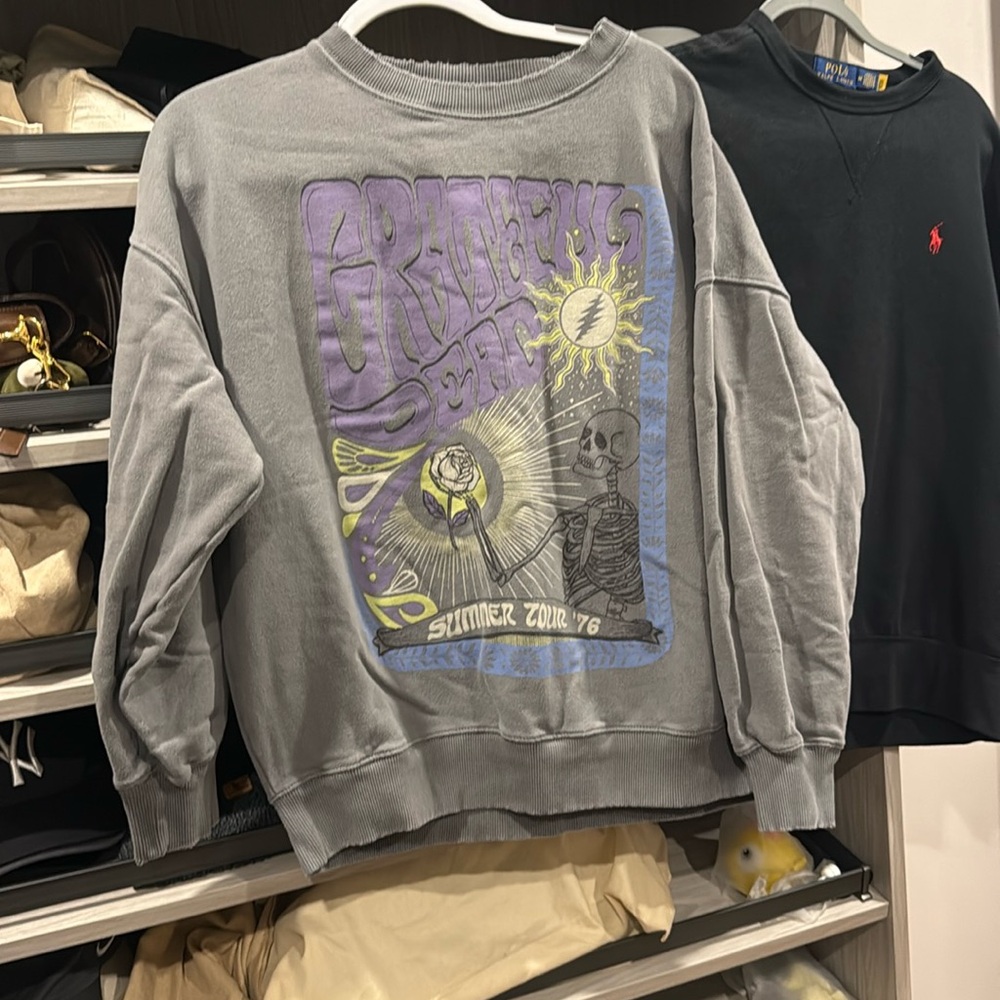 This is an American Eagle Grateful Dead graphic sweatshirt